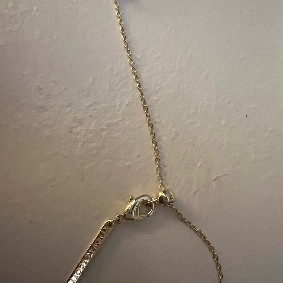 Kendra Scott Gold Necklace with Black Accents - Picture 4 of 5